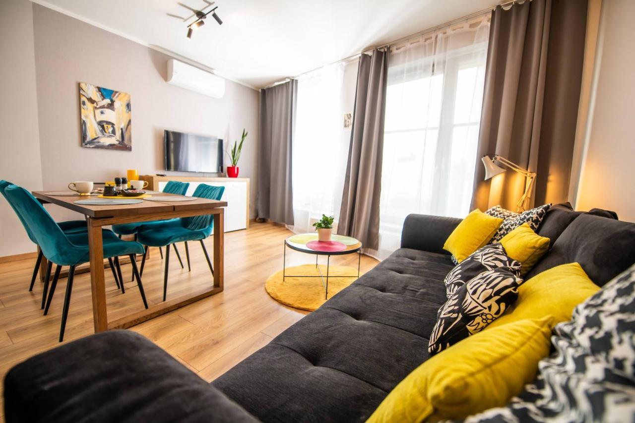 קרקוב Apartament Miodowa 42 Z Miejscem Parkingowym מראה חיצוני תמונה