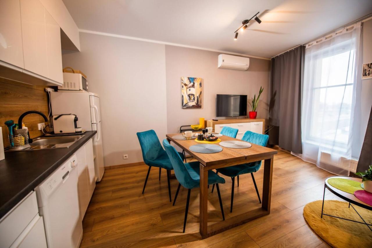 קרקוב Apartament Miodowa 42 Z Miejscem Parkingowym מראה חיצוני תמונה